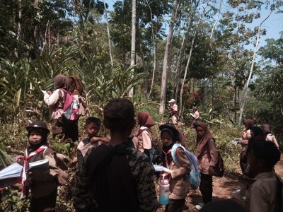 Pembelajaran di luar kelas